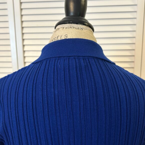 Gorgeous Calvin Klein Cardigan: Size M - Picture 5 of 11